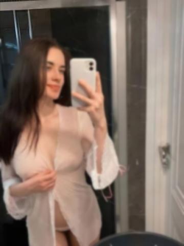 Моника фото 3