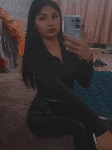 Мила Объятие фото 3